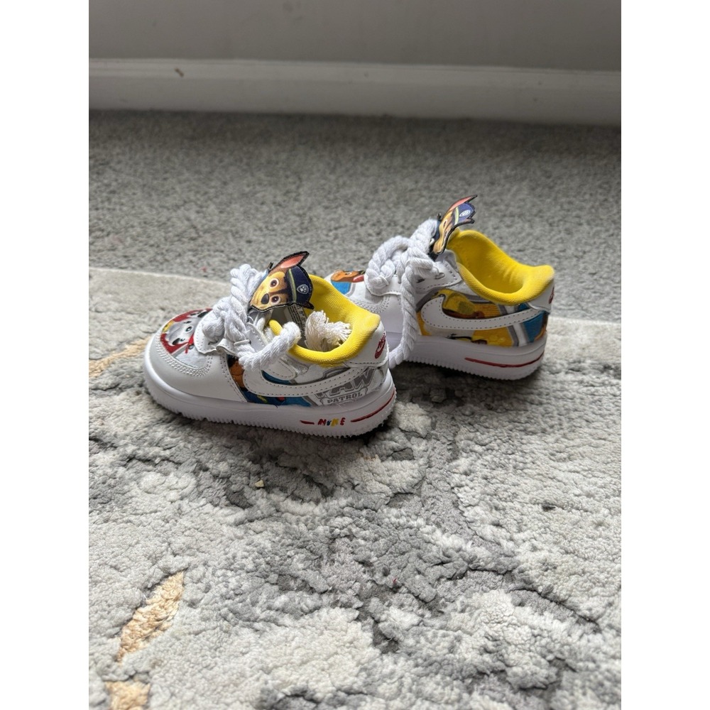 Nike PAW Patrol Kids Low Top Lace-Up Athletic Sneakers White/Yellow - Picture 3 of 6